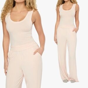 WeWoreWhat Scoop Neck Tank and Wide Leg Pants in Peony Pink SET